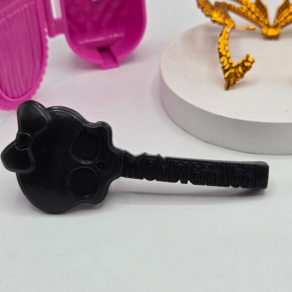 Monster High Luna Mothews Gold Butterfly Headband & Skelita Calaveras Scaris Sui - Picture 6 of 8